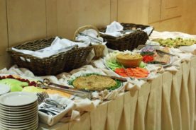 A variety of hors d-oeuvres were served in the Garden Room at the Ashland Springs Hotel before the Gothic Voices Concert.